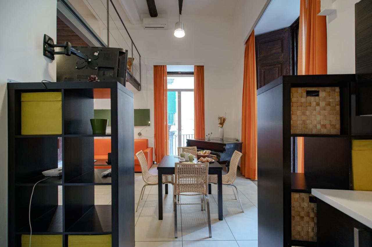 Appartement Residenza Pizzofalcone à Naples Extérieur photo