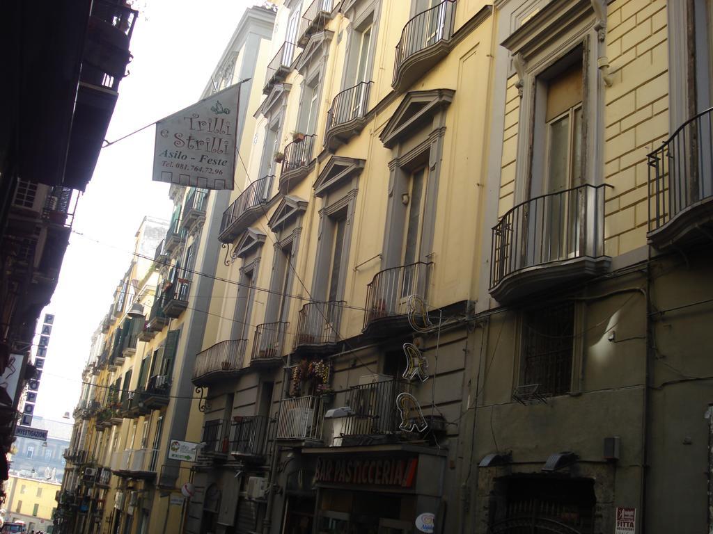 Appartement Residenza Pizzofalcone à Naples Extérieur photo